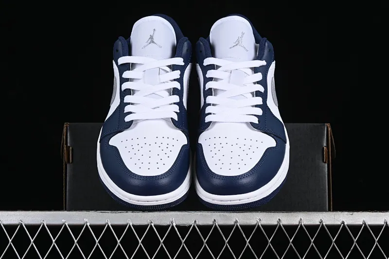 All categories Air Jordan Jordan series basketball shoes Air Jordan 1 Low G version pure original Air Jordan 1 Low AJ1 Joe 1 white blue gray low-top cultural basketball shoes 553558-141